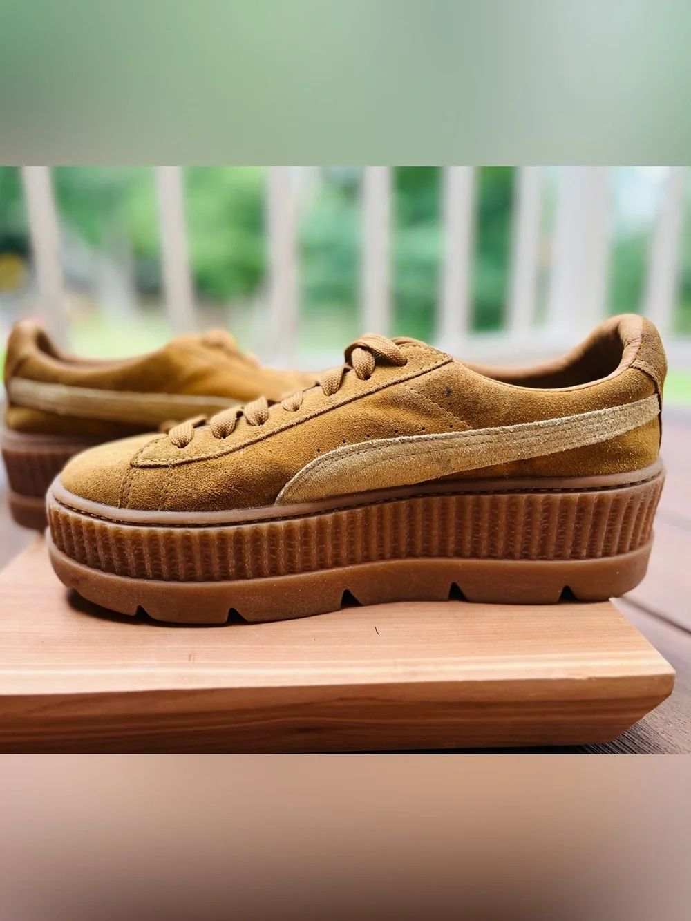 Puma Cleated Creeper Rihanna Fenty in Golden Brown Women’s Size 9